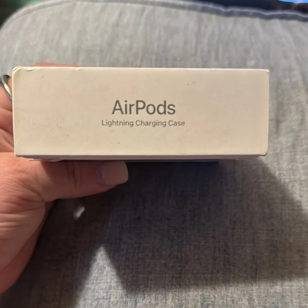 Apple White AirPods Pro Headset NEW SEALED AIRPODS 3rd Generation